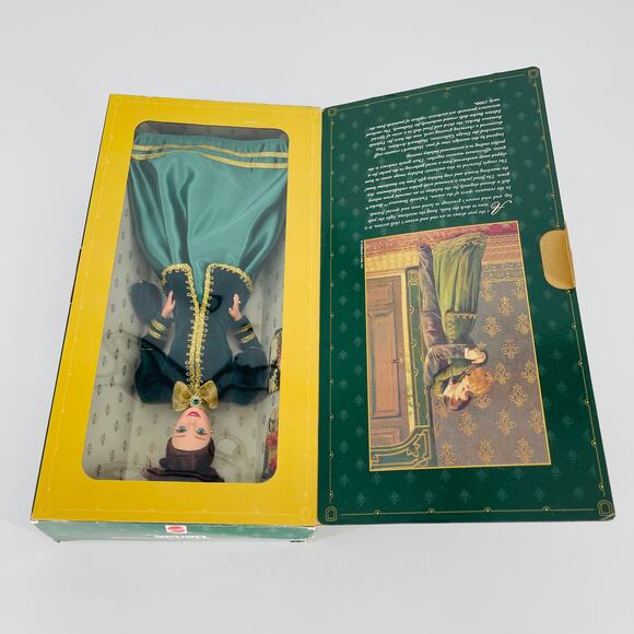 Yuletide Romance Hallmark Special Edition Mattel Barbie Doll - NRFB/NIB - Picture 10 of 16